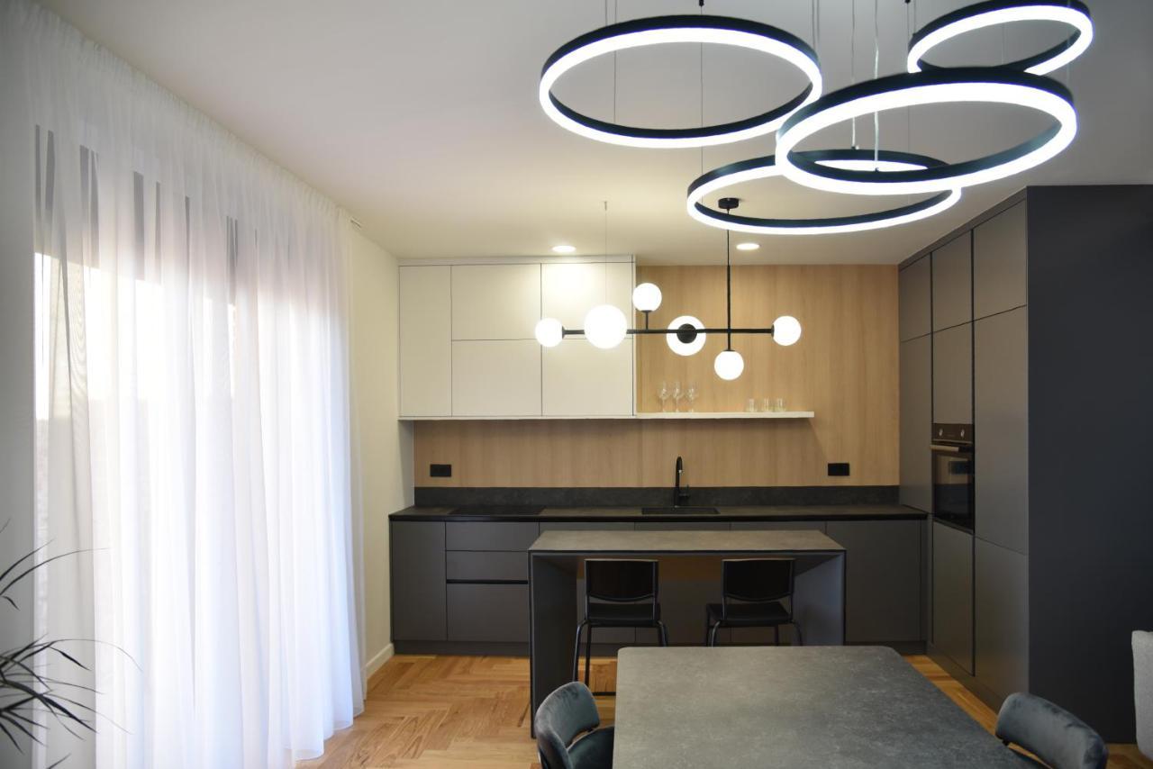 26Bricks Luxury Suites Oradea Eksteriør bilde