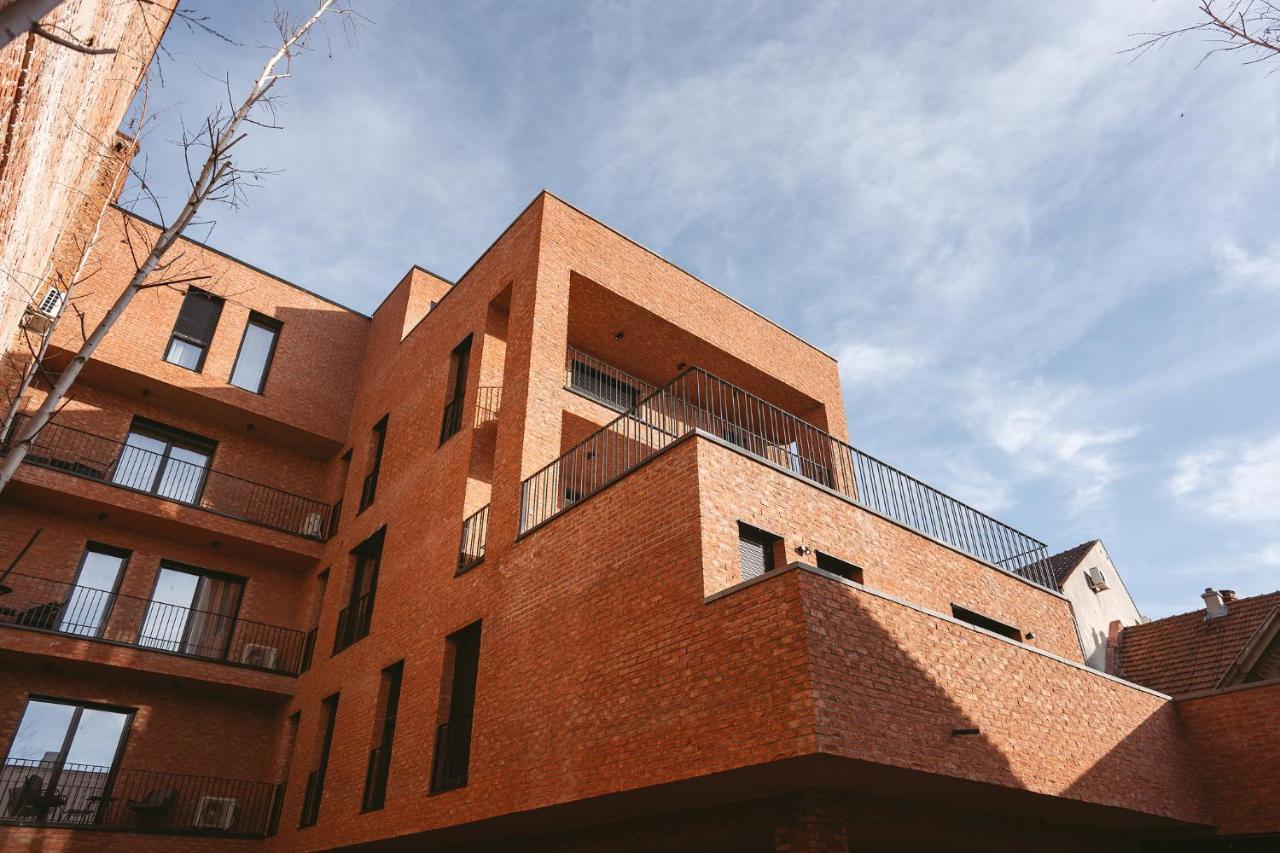 26Bricks Luxury Suites Oradea Eksteriør bilde