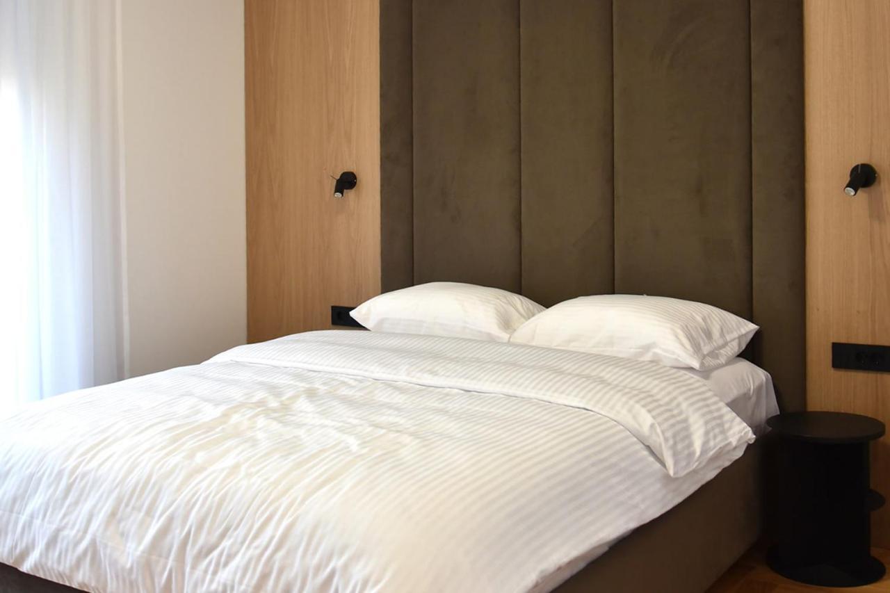 26Bricks Luxury Suites Oradea Eksteriør bilde