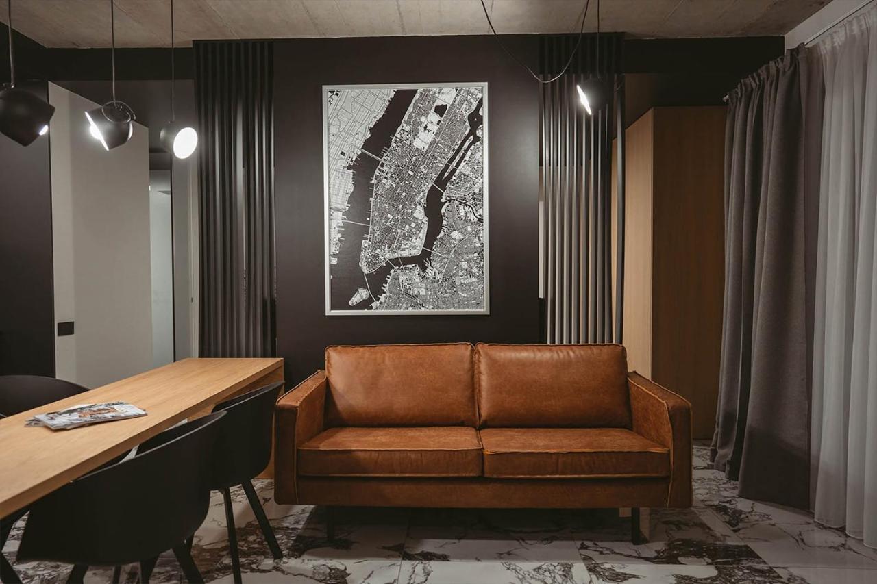 26Bricks Luxury Suites Oradea Eksteriør bilde