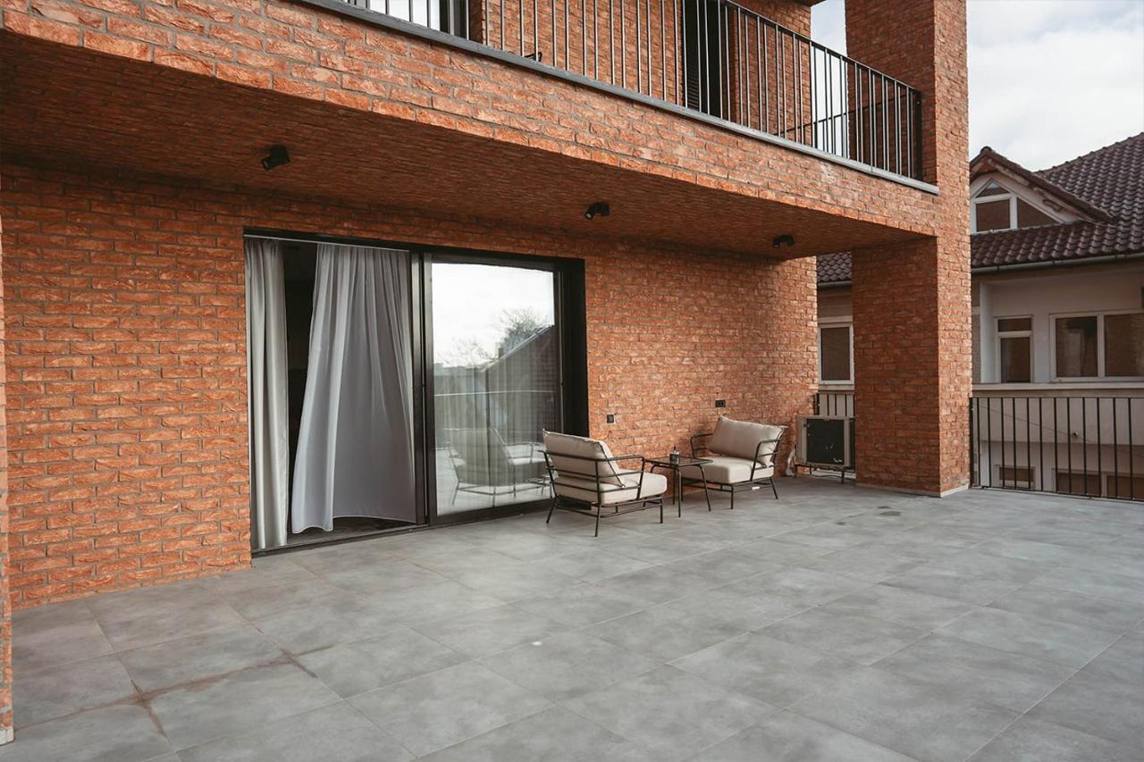 26Bricks Luxury Suites Oradea Eksteriør bilde
